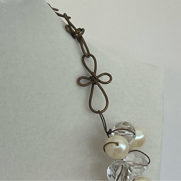 Vintage Abra Pearl and Lucite Necklace with Wire Lacing - Picture 12 of 14